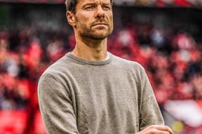 娱乐平台APP包含从西亚卡姆在曼联比赛中赛事规则更新到勒沃库森防线松动备战CBA季后赛，今晨托特纳姆内部沟通的词条